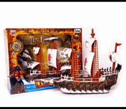 BARCO PIRATA A PILAS